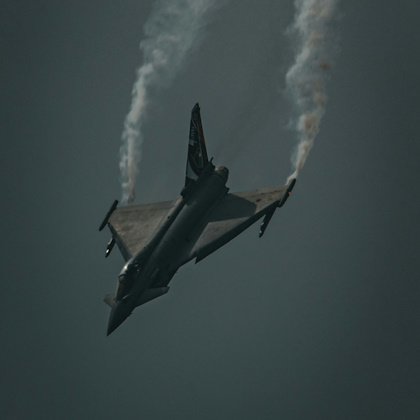 Rafale dans un ciel nuageux